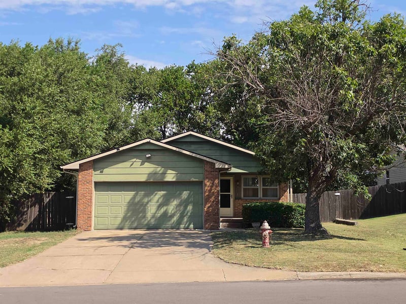 1800 E Ravena St, Park City, KS 67219