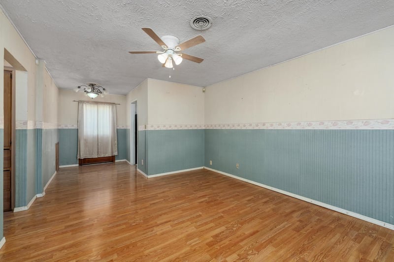 2501 N Piatt Ave, Wichita, KS 67219-4632