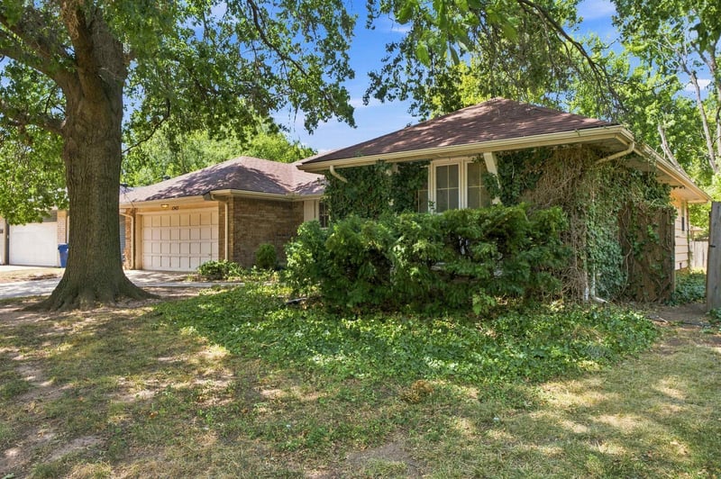 1343 N Caddy Ln, Wichita, KS 67212-4207