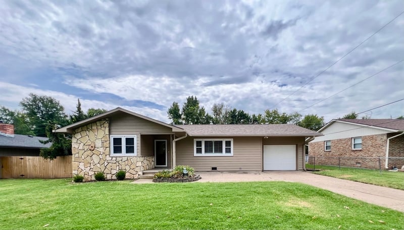 261 Greenway, Arkansas City, KS 67005