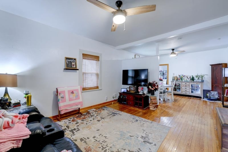 1302 Hackney, Winfield, KS 67156