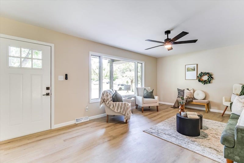 1800 Ritchie, Winfield, KS 67156