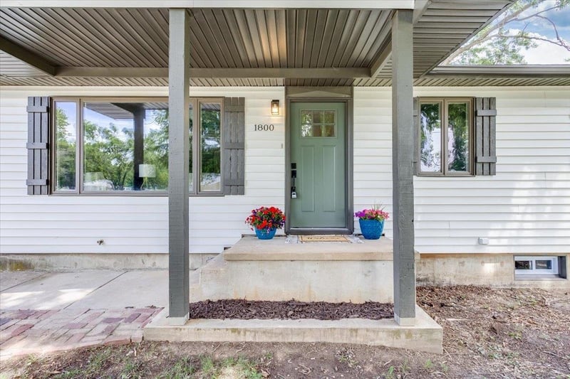 1800 Ritchie, Winfield, KS 67156