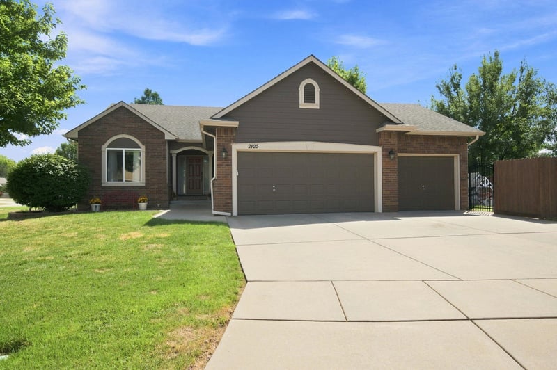 2125 E Brookstone, Derby, KS 67037