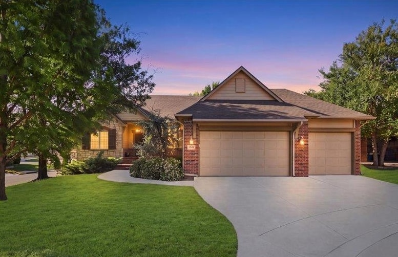 2029 N Paddock Green, Wichita, KS 67206