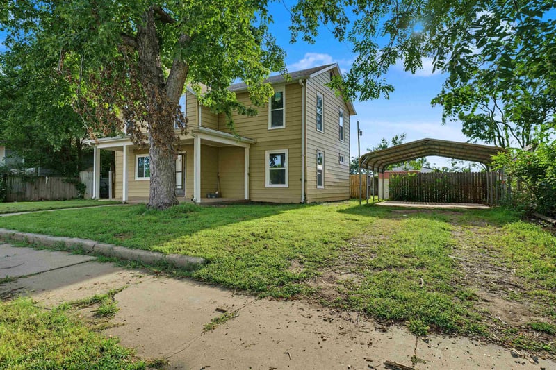 208 S 3rd St, Salina, KS 67401
