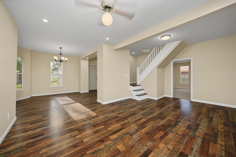 208 S 3rd St, Salina, KS 67401