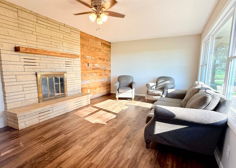 2402 S 2800 Rd, Burdick, KS 66838-9540