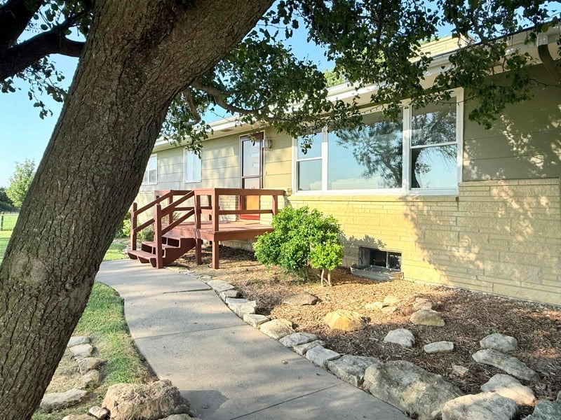 2402 S 2800 Rd, Burdick, KS 66838-9540