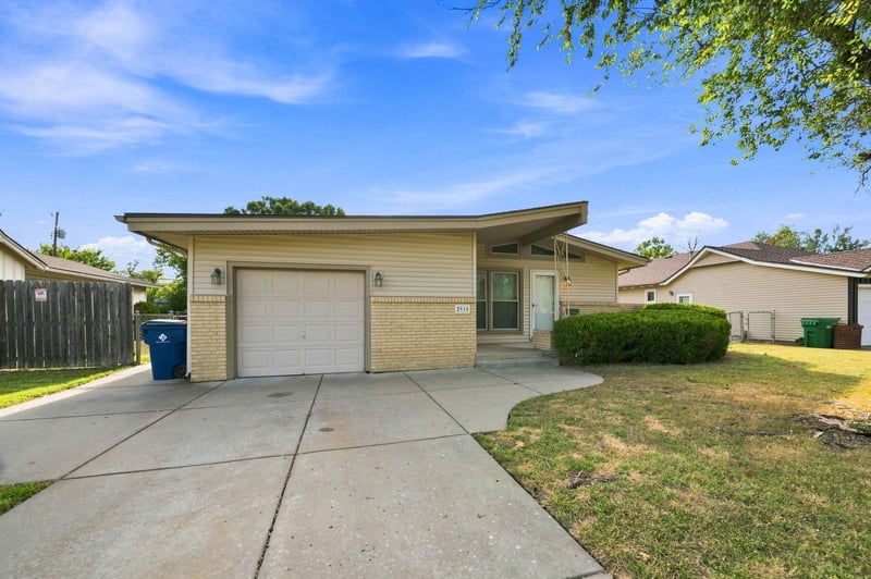 2916 S Everett Ave, Wichita, KS 67217