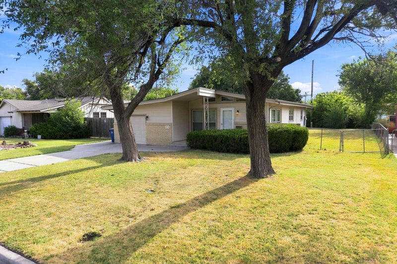 2916 S Everett Ave, Wichita, KS 67217