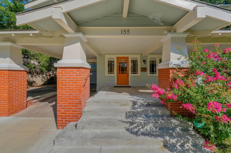 155 Circle Dr, Wichita, KS 67218