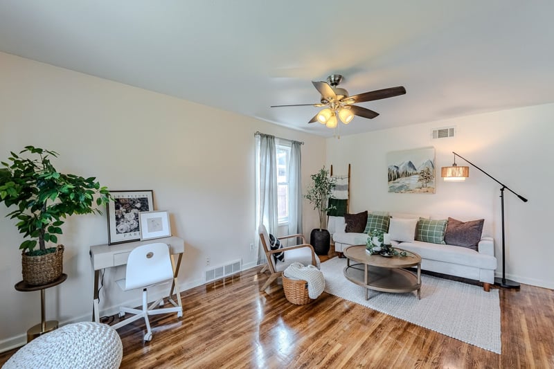 1127 N Derby Ave, Derby, KS 67037