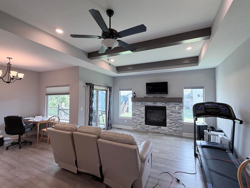 404 E Samantha Ct, Mulvane, KS 67110