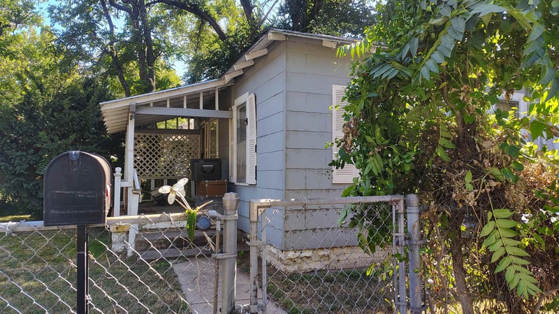 241 N Saint Clair Ave, Wichita, KS 67203