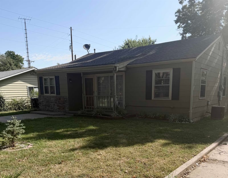 642 N Frazier, El Dorado, KS 67042