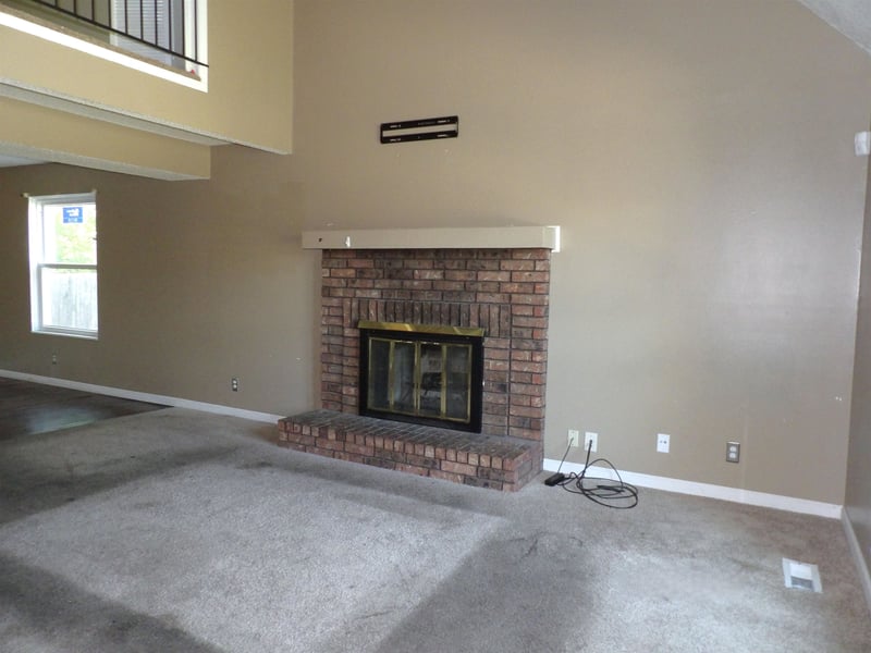 1217 S Linden St, Wichita, KS 67207