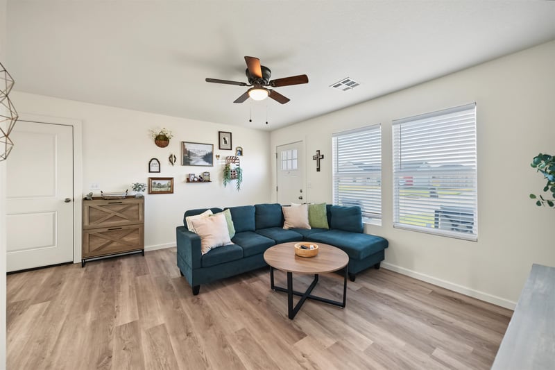 1200 Nautical Dr, Salina, KS 67401