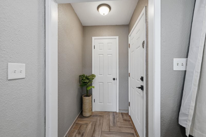 8125 E Indianapolis St, Wichita, KS 67207