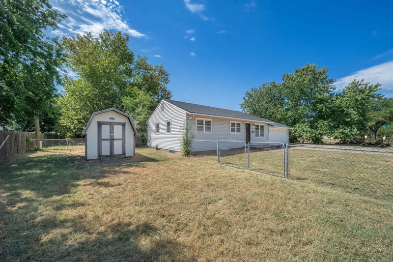 3102 S Palisade, Wichita, KS 67217