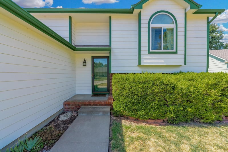 2229 S Prescott, Wichita, KS 67209