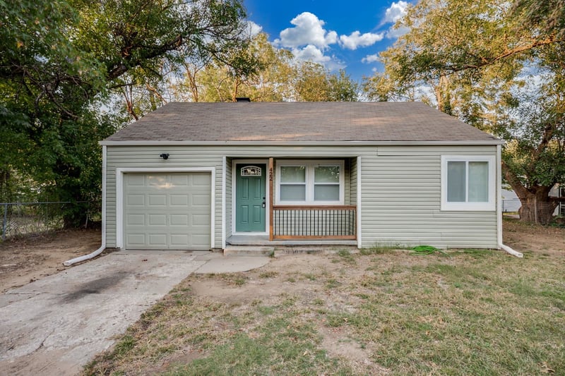 422 E Funston Ave, Wichita, KS 67211