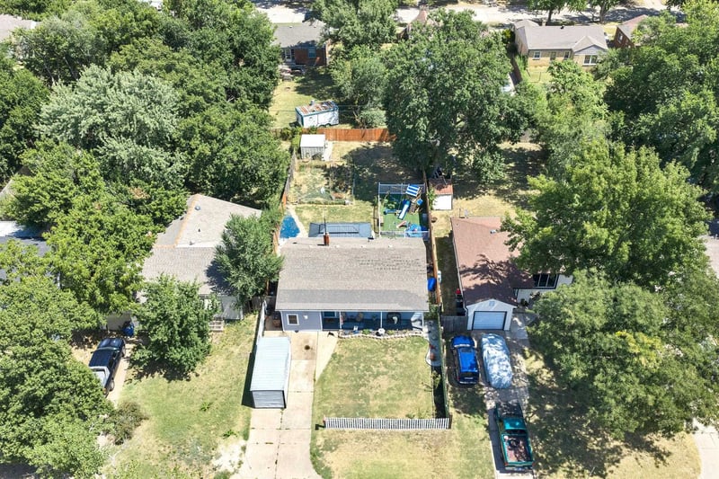 822 S Beverly Dr, Wichita, KS 67218