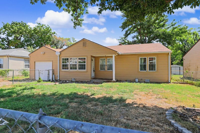 2746 N Iva, Wichita, KS 67220