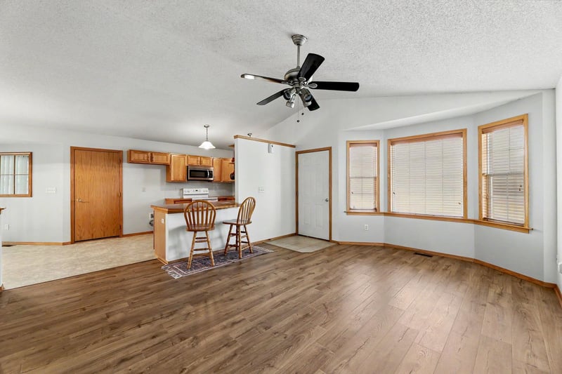10114 W Jewell St, Wichita, KS 67209