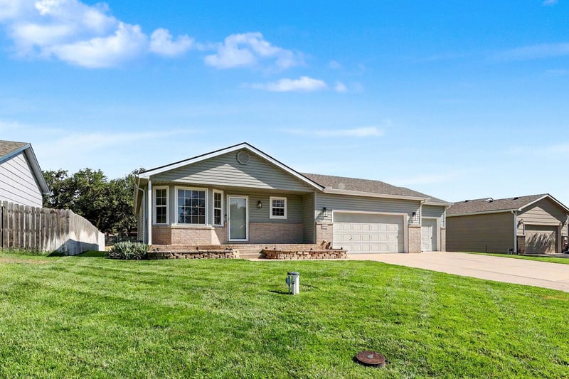 10114 W Jewell St, Wichita, KS 67209