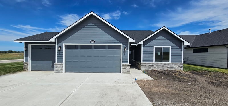 1500 E Appleton St, Valley Center, KS 67147