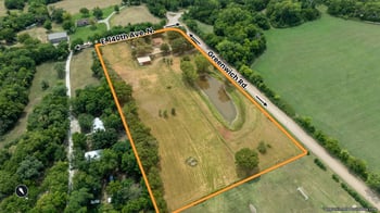1404 N Greenwich Rd, Mulvane, KS 67110