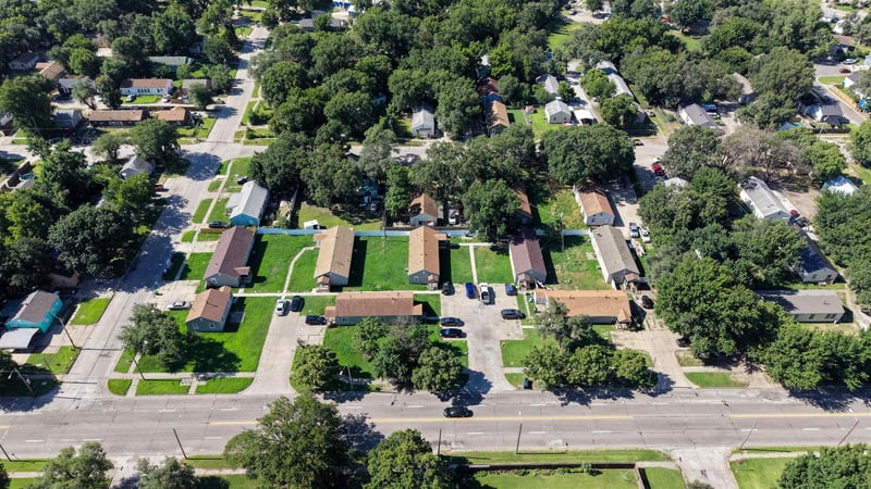 4415 E Lincoln, Wichita, KS 67218-2247
