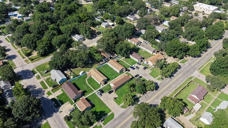 4415 E Lincoln, Wichita, KS 67218-2247