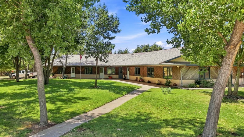 1691 W Ashleigh Ln, Milton, KS 67106
