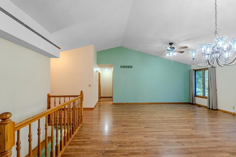 2413 N Watersedge Ct, Wichita, KS 67205