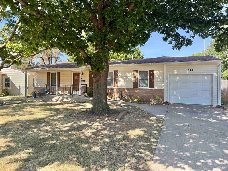 213 W Starlite, Kingman, KS 67058
