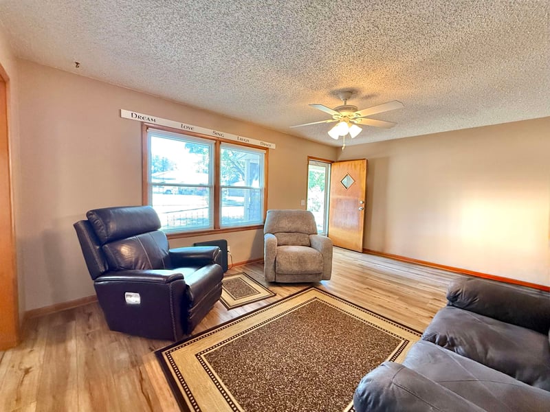 213 W Starlite, Kingman, KS 67058
