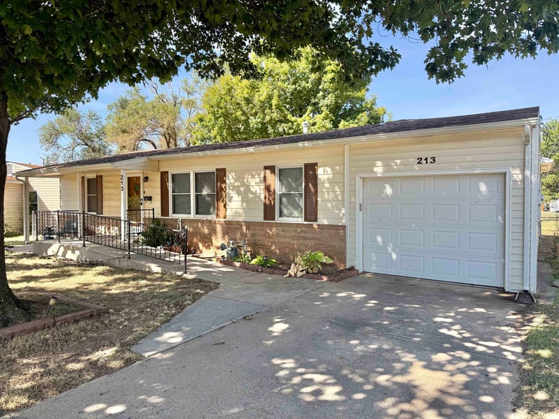 213 W Starlite, Kingman, KS 67068