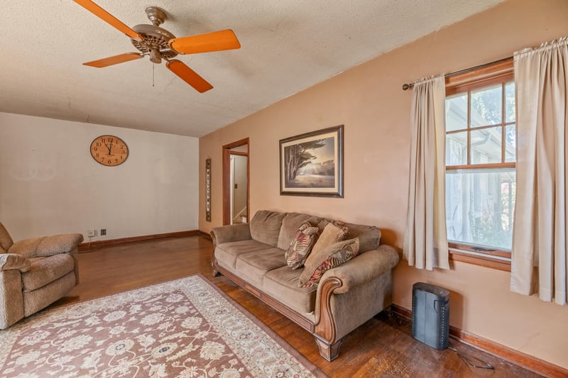 229 N Battin, Wichita, KS 67208