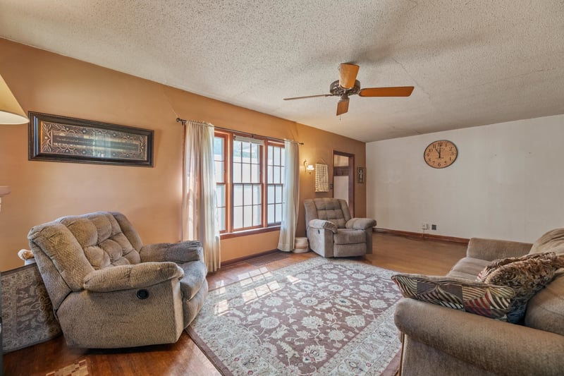 229 N Battin, Wichita, KS 67208