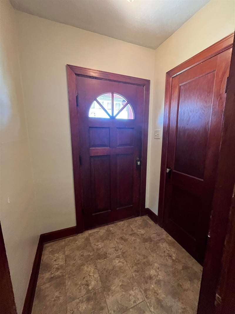 116 E Minneapolis Ave, Salina, KS 67401