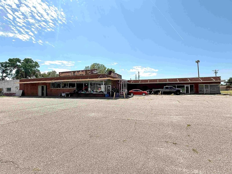 4603 S Seneca, Wichita, KS 67217