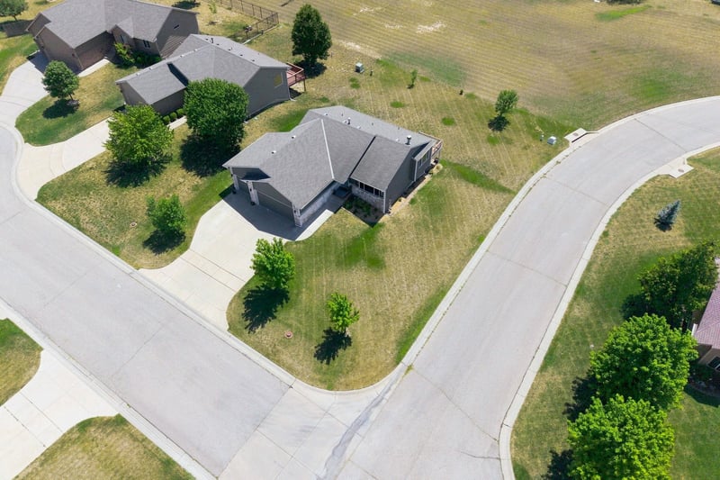 6906 N Wendell, Wichita, KS 67219