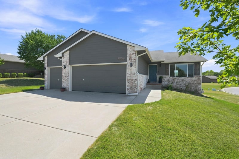 6906 N Wendell, Wichita, KS 67219
