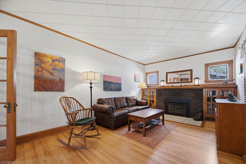427 S Glenn St, Wichita, KS 67213