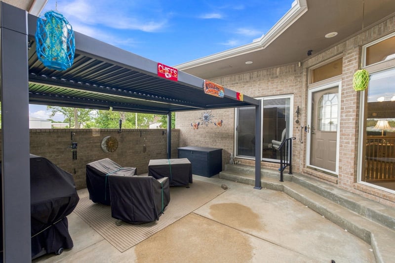 279 S Byron, Wichita, KS 67209