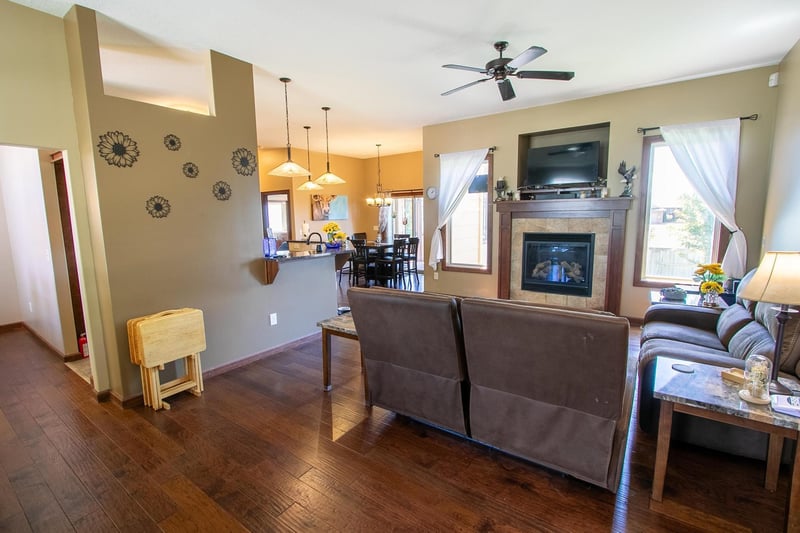 727 Goldspike, Newton, KS 67114