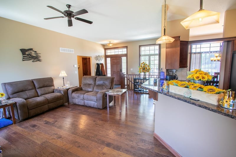 727 Goldspike, Newton, KS 67114
