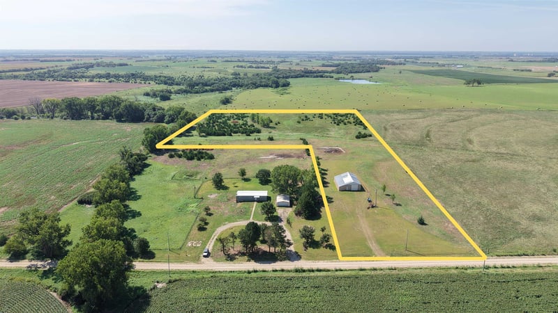 00000 2600 Ave, Abilene, KS 67410